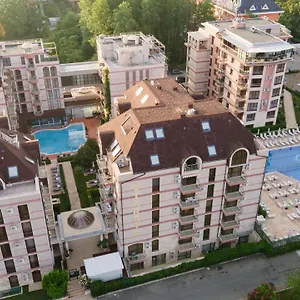 Tarsis Club & Aquapark Апарт-отель