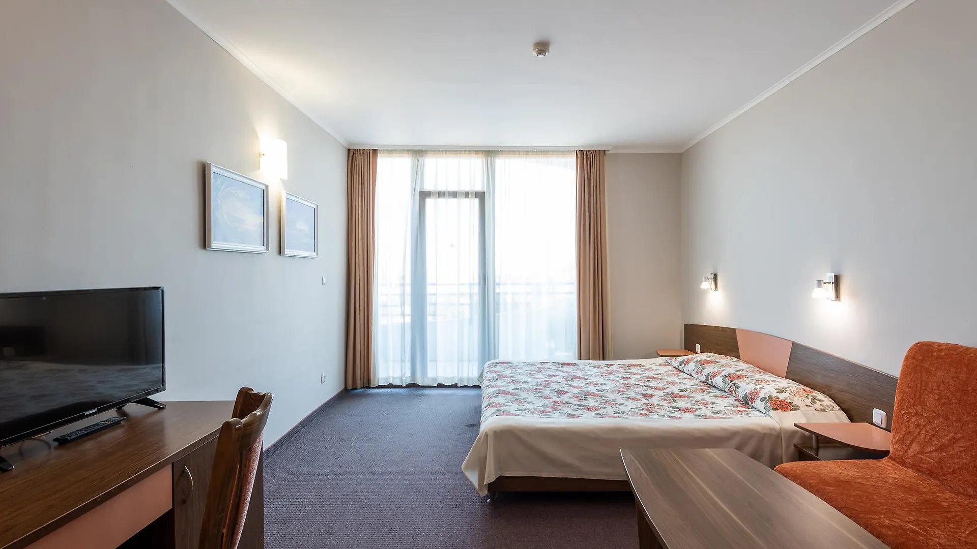 Trakia Plaza Apartments Sunny Beach 4*,